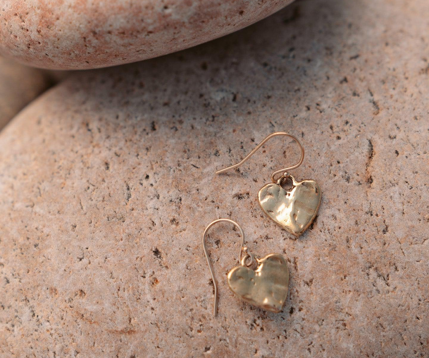 Eros Gold Heart Earrings - Dea Dia