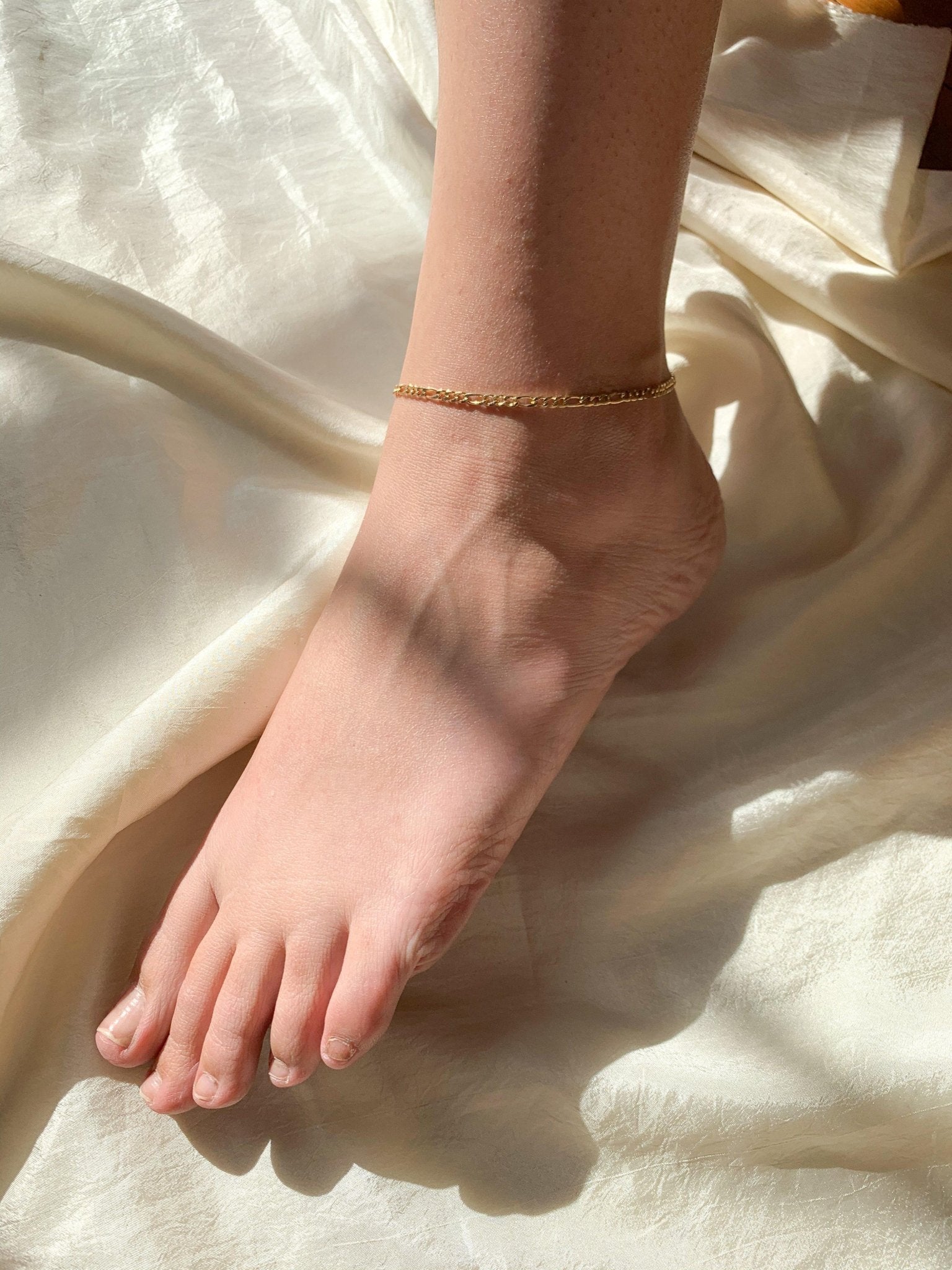Gold Figaro Bracelet & Anklet Chain - Dea Dia