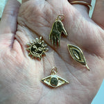 Gold Yoni Talisman Necklace - Dea Dia