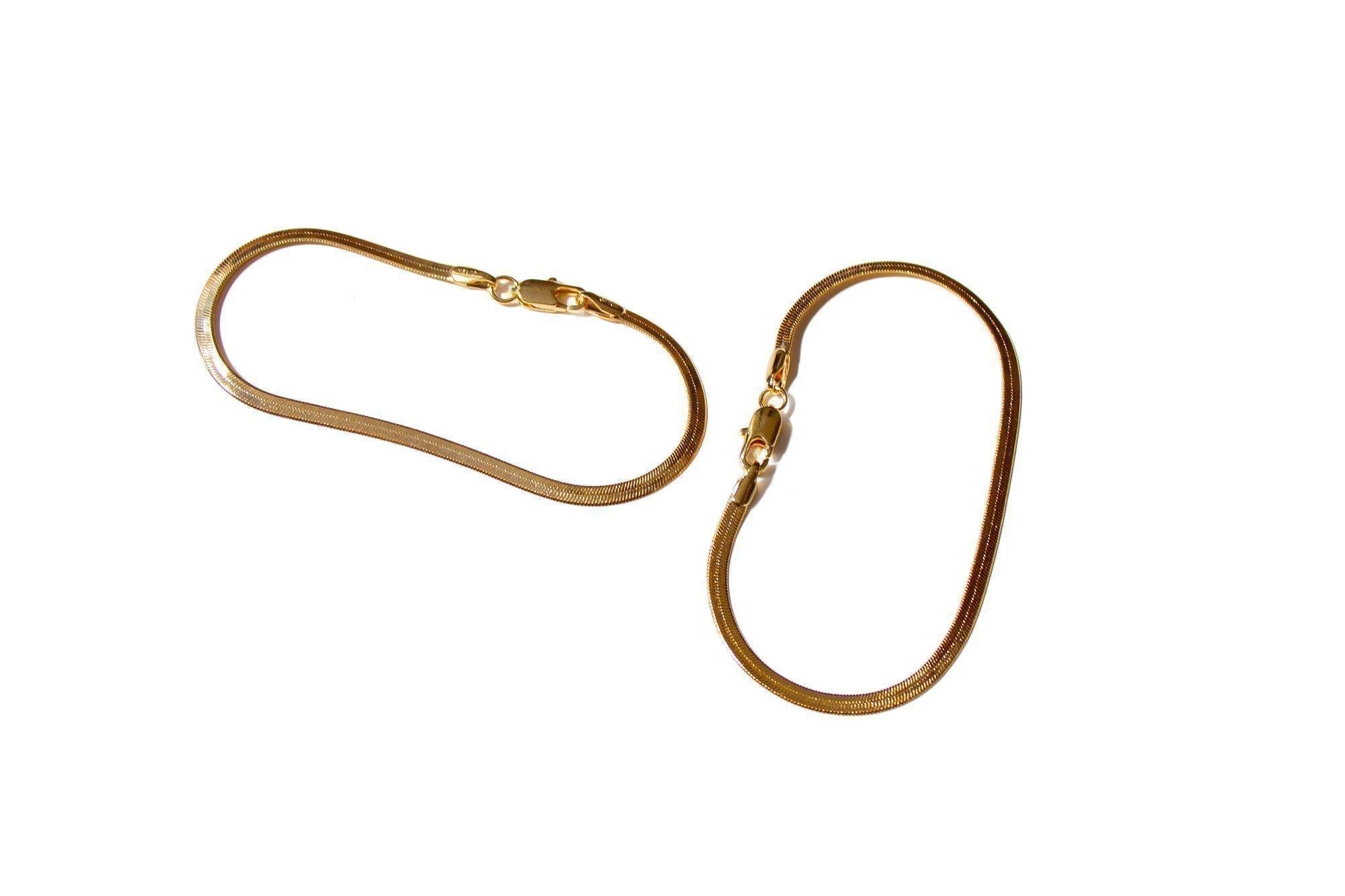 Slinky Gold Herringbone Chain Bracelet - Dea Dia