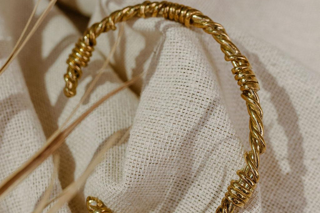 Twisted Rope Barbed Wire Bracelet - Dea Dia