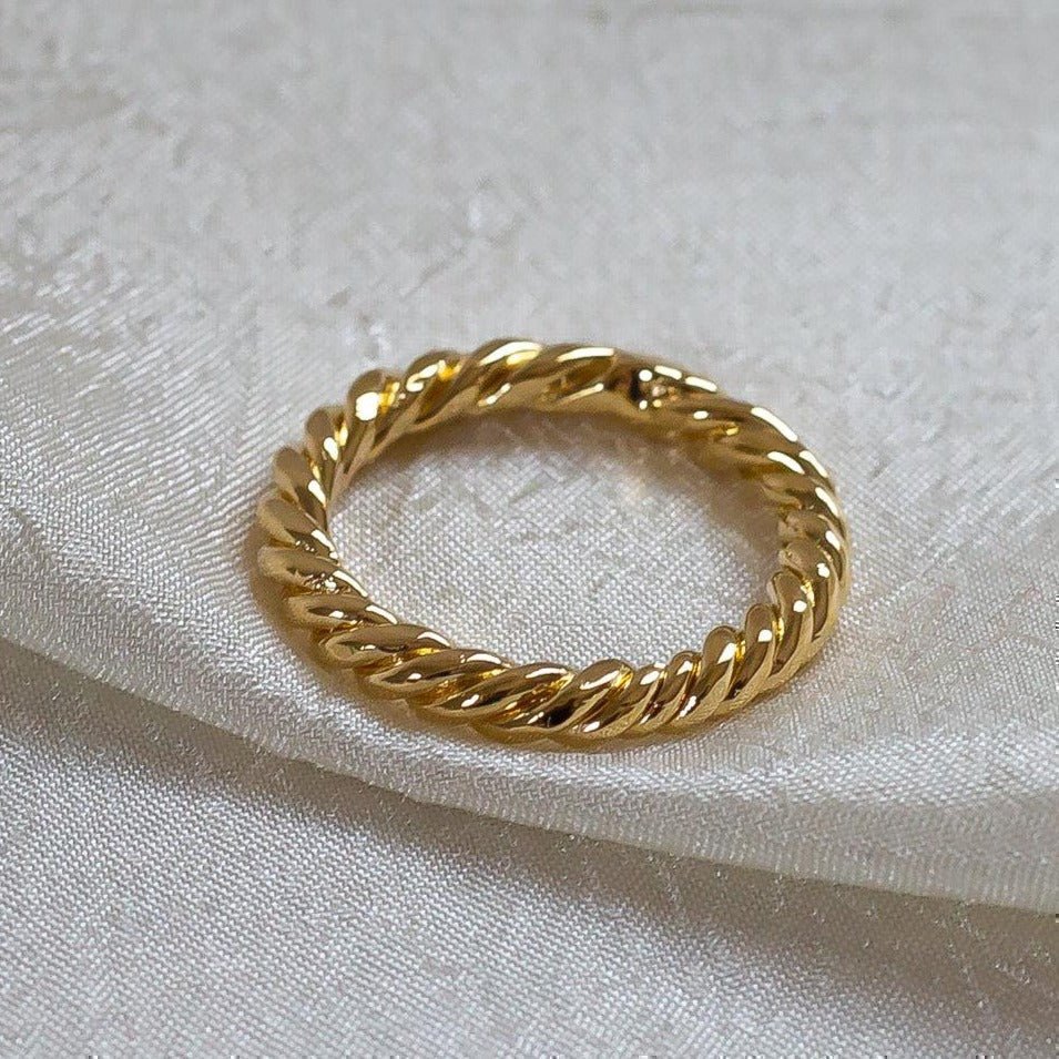 Twisted Rope Ring Band - Dea Dia